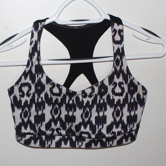 lululemon athletica Other - LULULEMON Sports Bra